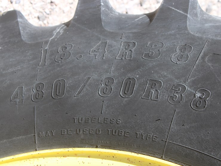 2004-john-deere-7320-image-34