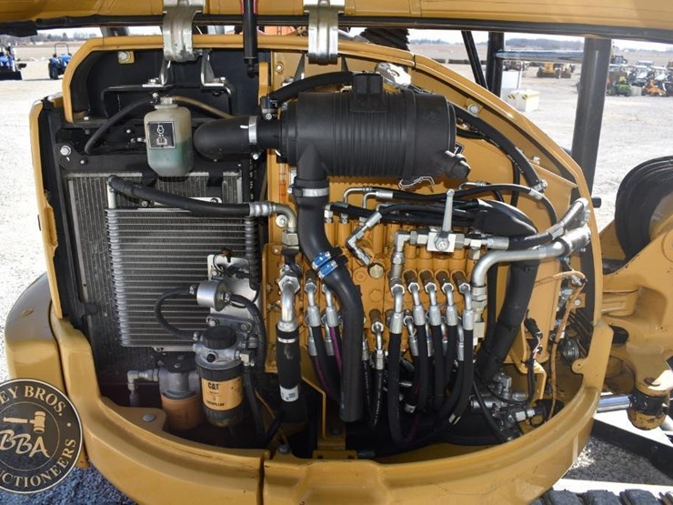 2015-caterpillar-303e-cr-image-27