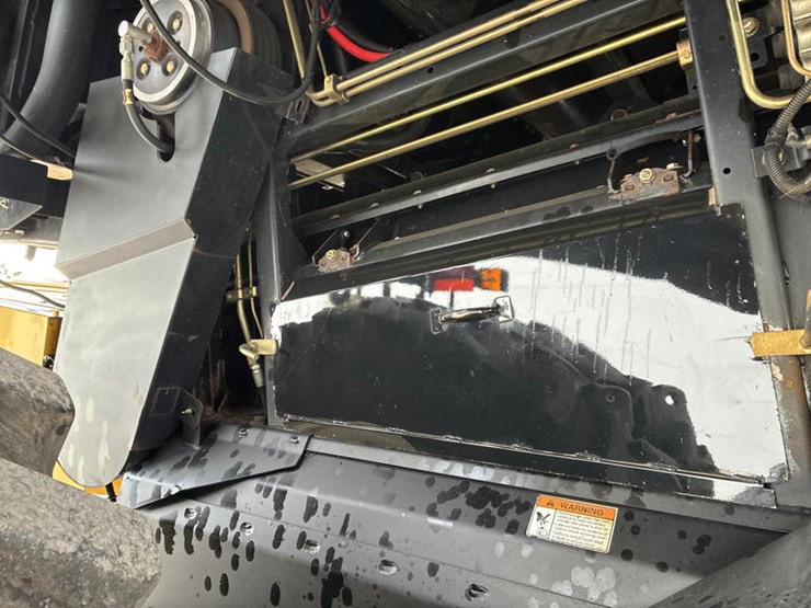 2009-new-holland-cr9060-image-52