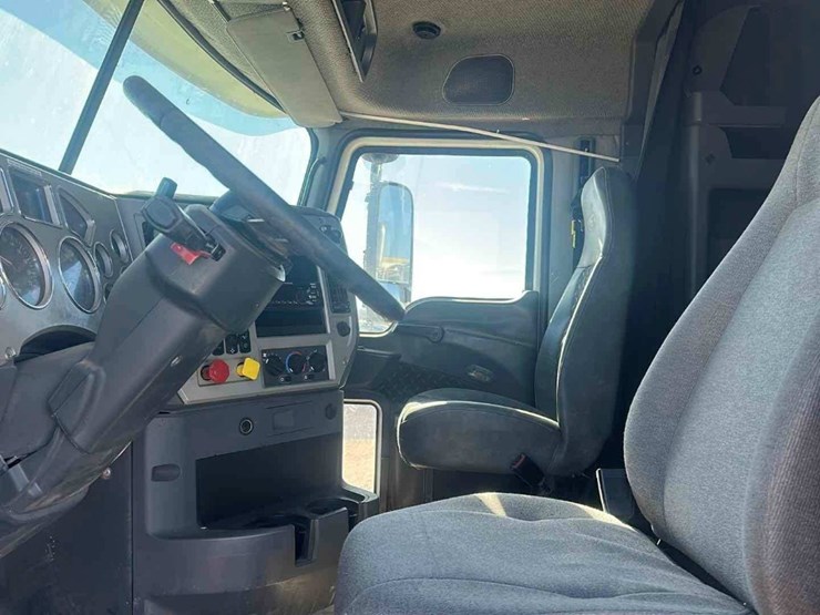 2018-mack-cxu-(pinnacle)-image-7