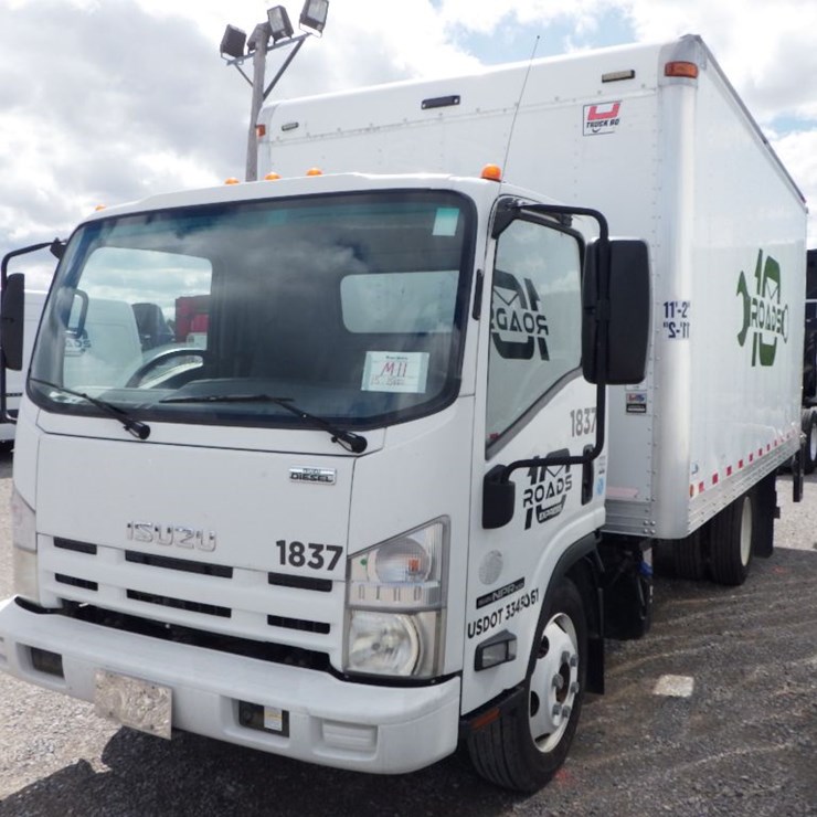 2015 ISUZU NPR