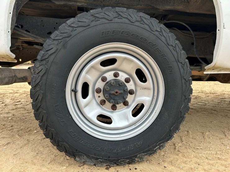 2016-ford-f250-xl-image-14