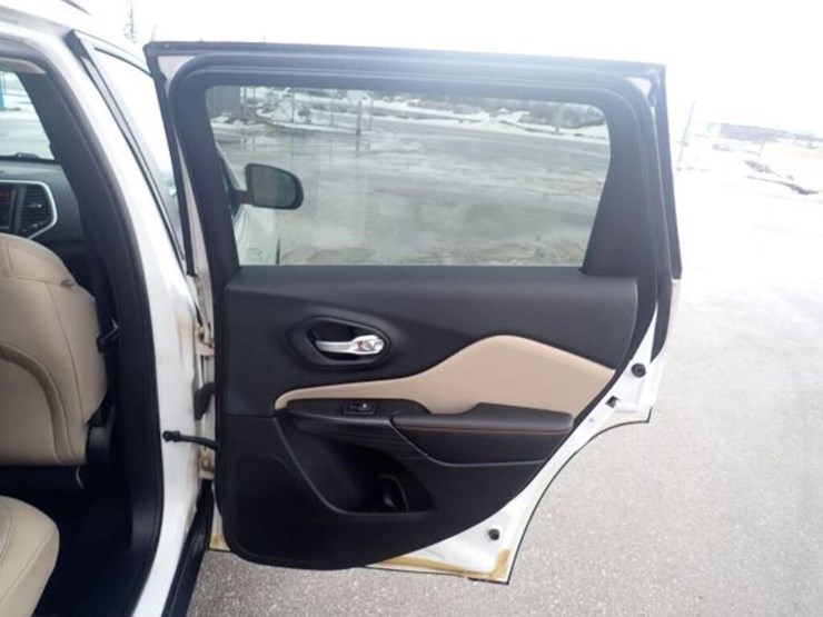 jeep-cherokee-image-50