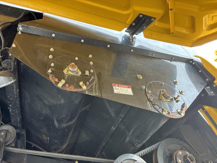 2009-new-holland-cr9060-image-74