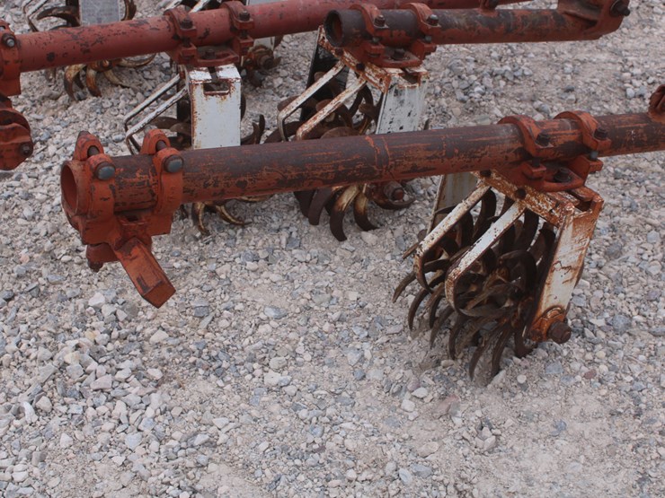 #1047-•-lilliston-8-row-field-cultivator-image-16