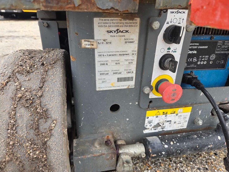 2017-skyjack-sjiii3219-image-5