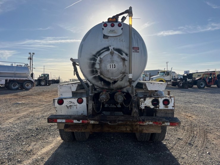 2017-troxell-vacuum-image-6