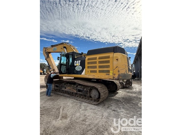 2013-komatsu-pc360-lc-10-image-2
