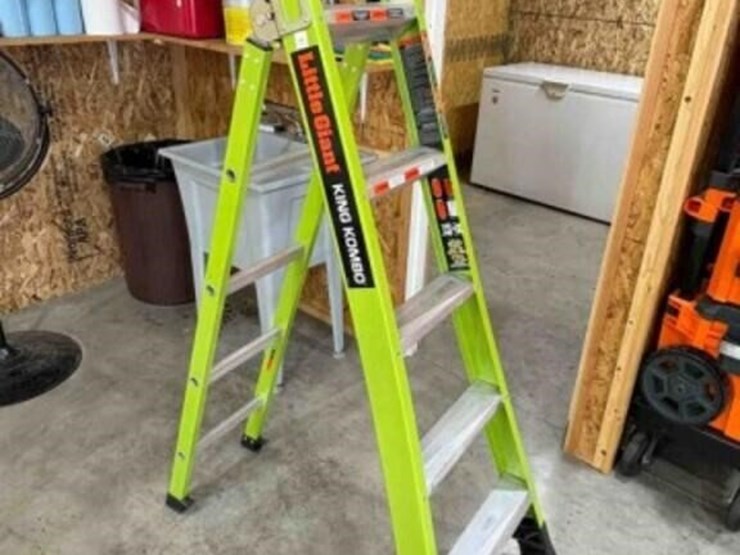 little-giant-6'-ladder-image-1