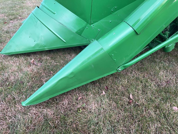 john-deere-227-image-25