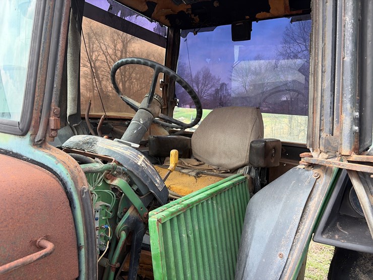 john-deere-4040-image-9