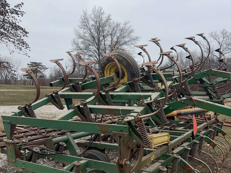 john-deere-1010-image-14