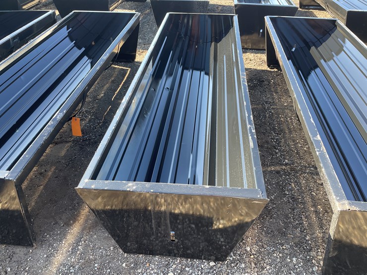 #3004-•-cattle-feed-trough-image-4