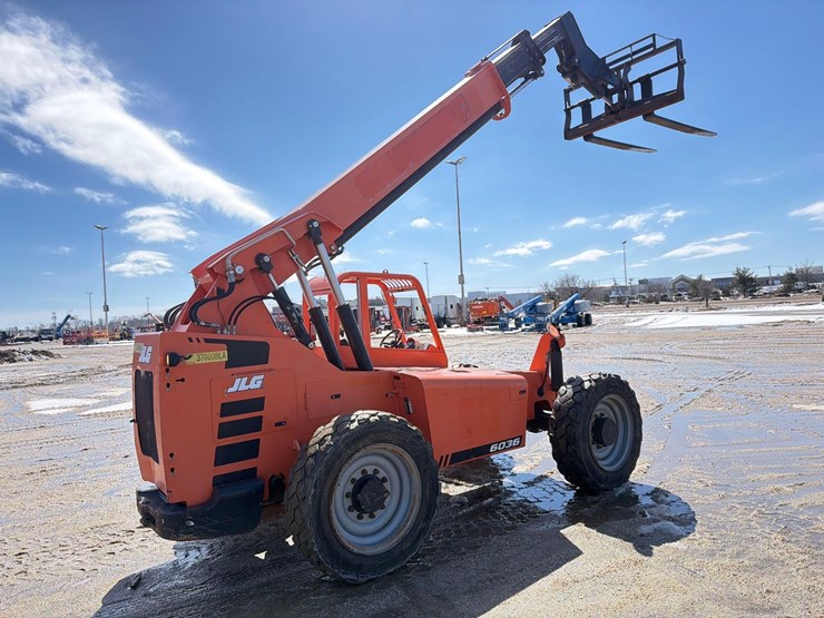 2016-sky-trak-6036-image-6