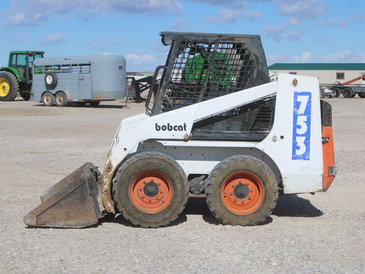 bobcat-753-image-1