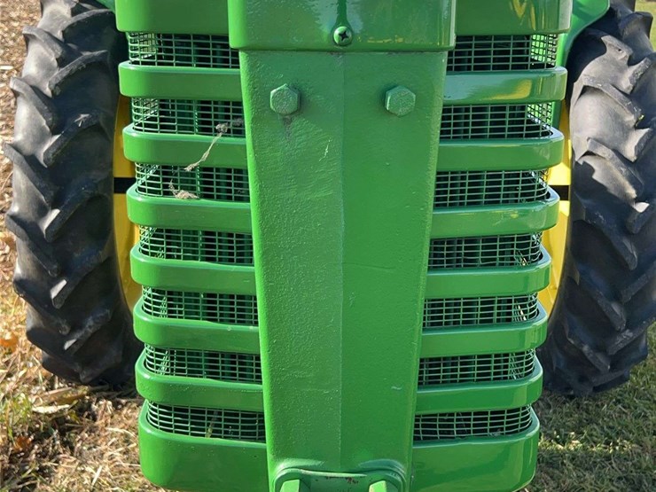 john-deere-h-image-9