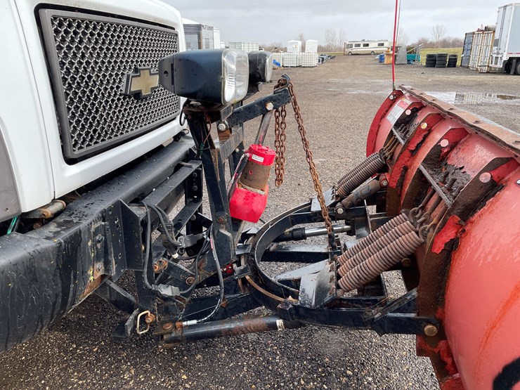 #2015-•-2009-chevy-c7500-single-axle-dump-truck-(has-wi-title)-image-15