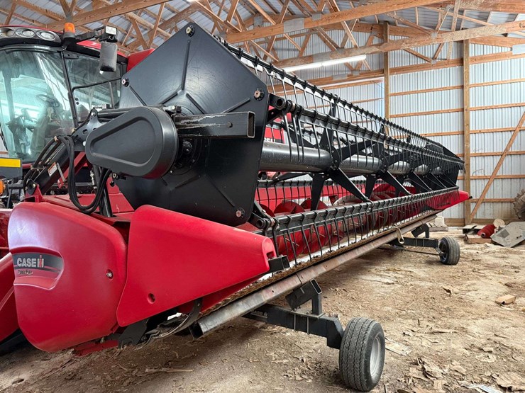 2011-case-ih-3020-image-7