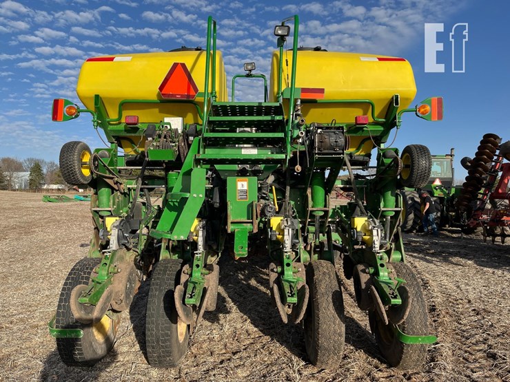 john-deere-1770nt-image-16