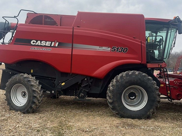 2014-case-ih-5130-image-10
