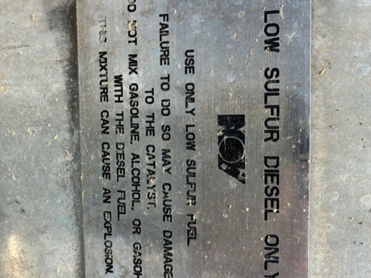 150-gallon-fuel-tanks-with-brackets-image-3