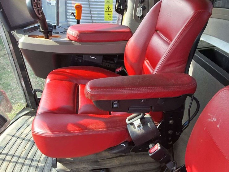 2014-case-ih-5130-image-17