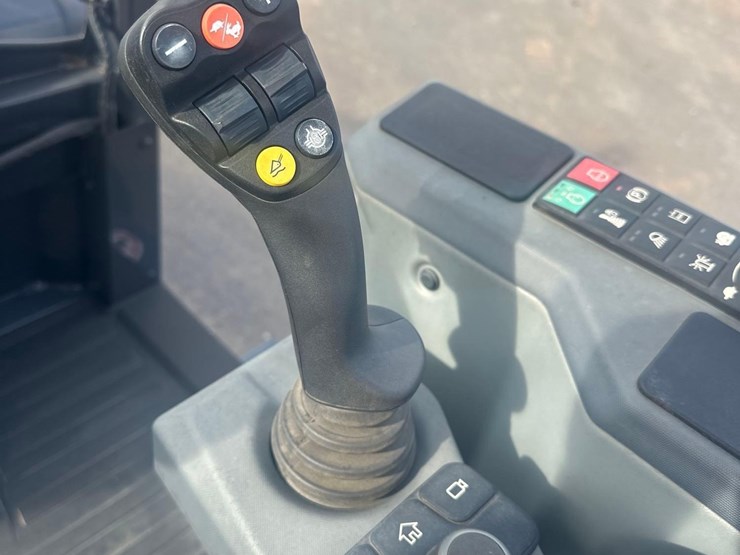 2024-bobcat-l85-image-28