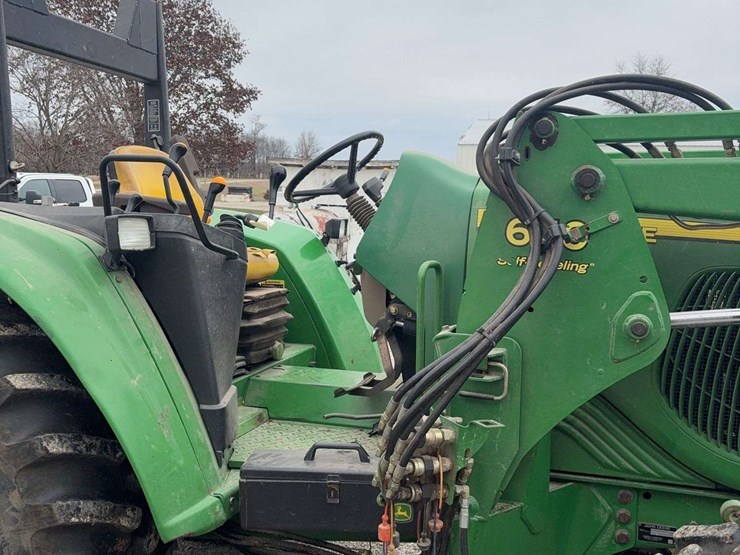 2004-john-deere-6420-image-7