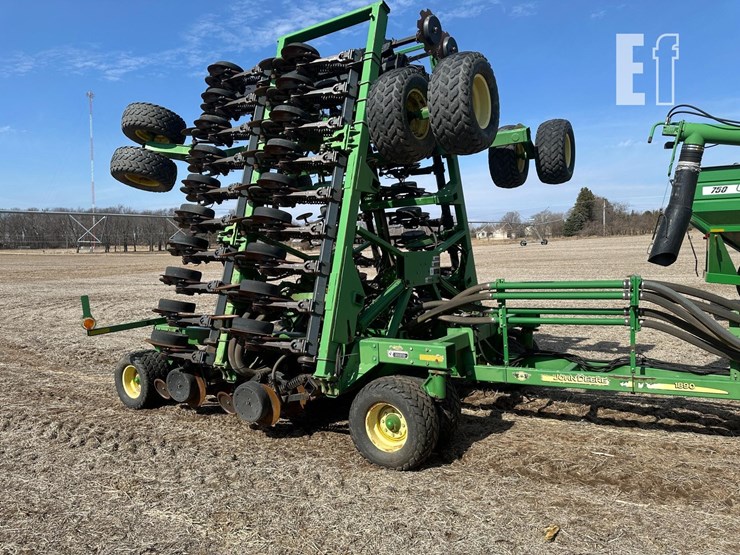 john-deere-1890-image-11