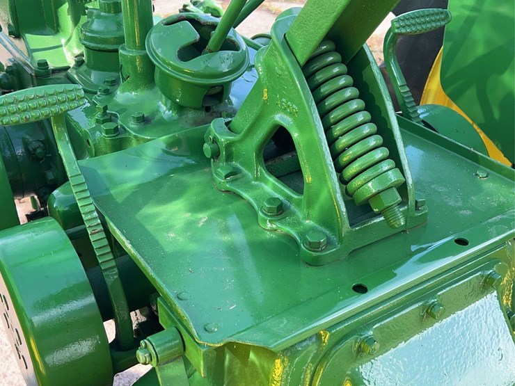 john-deere-model-b-image-46