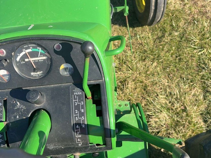 1967-john-deere-3020-image-12