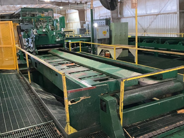 #218-•-salem-3-saw-board-edger-image-4