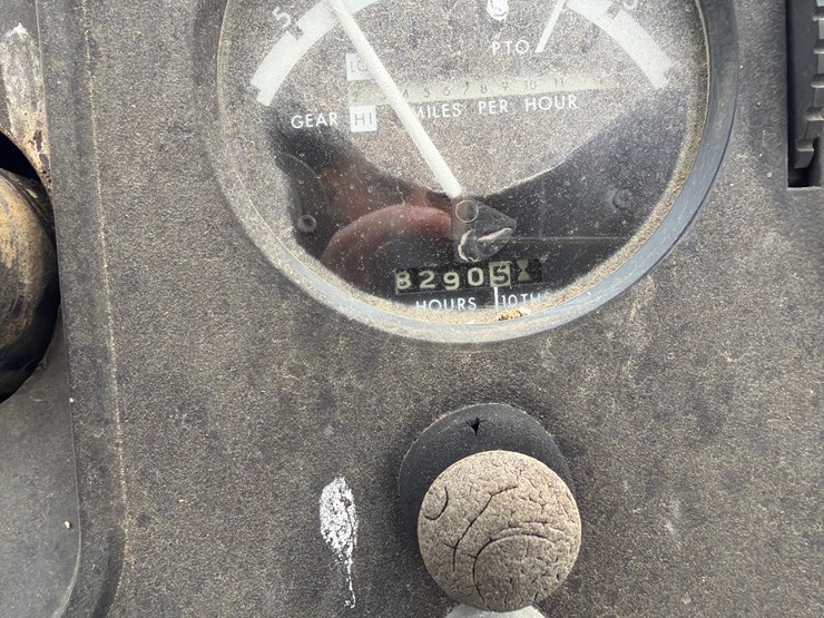 john-deere-4040-image-16