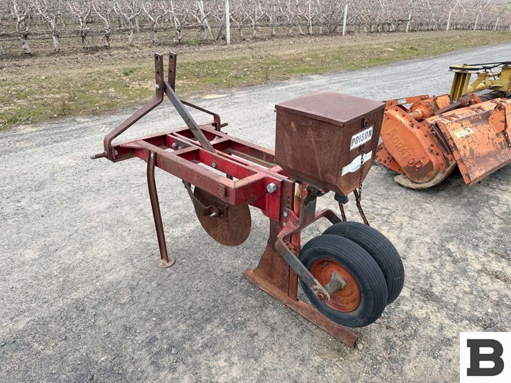 elston-mfg.-gopher-baiter-image-2