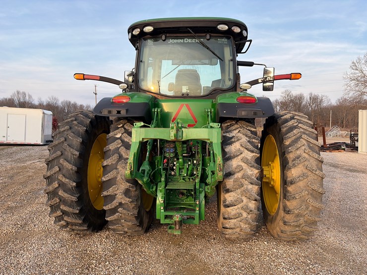 2018-john-deere-8245r-image-4