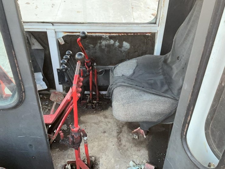 1989-mack-dm690s-image-27