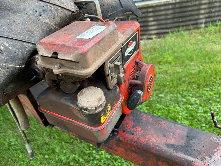 45’-ground-drive-sprayer-image-9