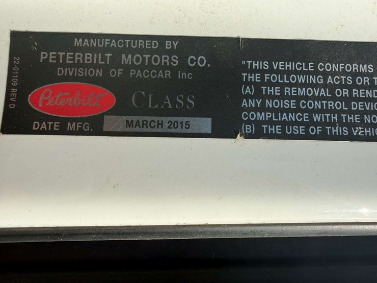 2016-peterbilt-579-image-13