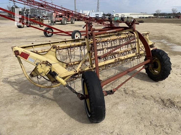 new-holland-256-image-5