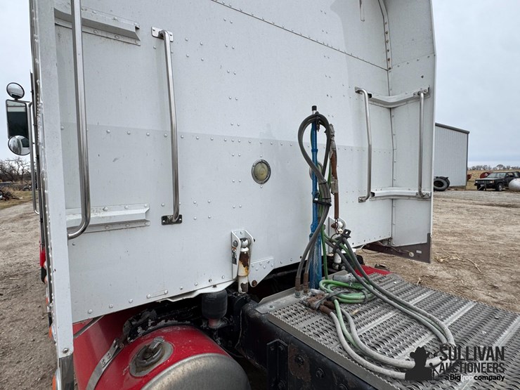 2003-peterbilt-379-image-20