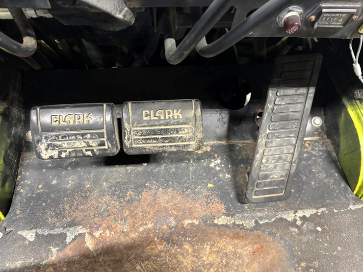 #2306-•-clark-c500-forklift-image-42