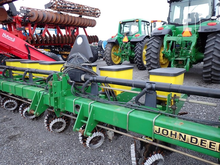 john-deere-1730-image-4