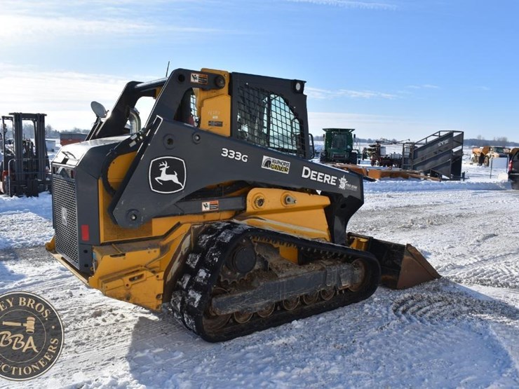 2023-deere-333g-image-11