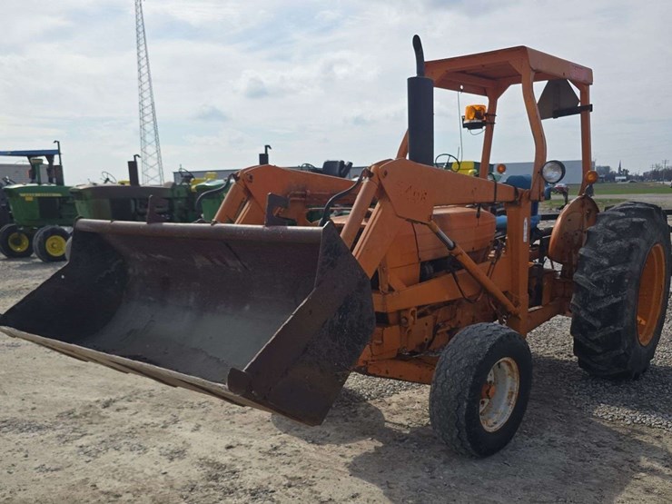 1984-ford-540-image-1