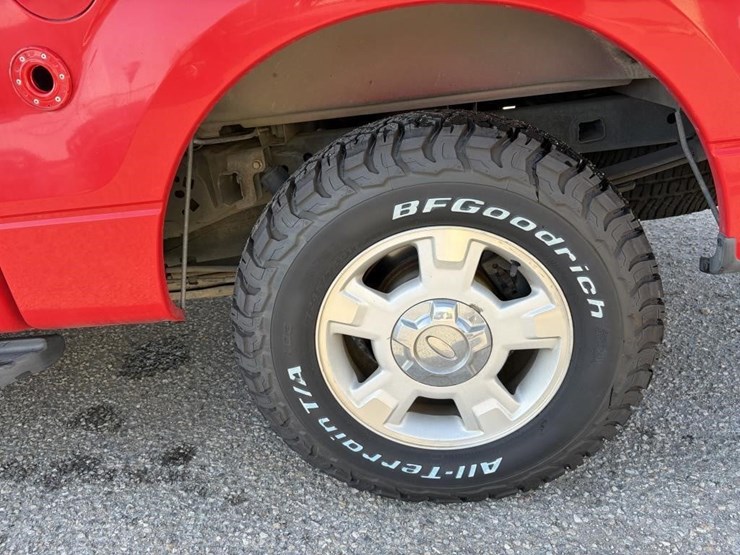 2011-ford-f150-xlt-image-4