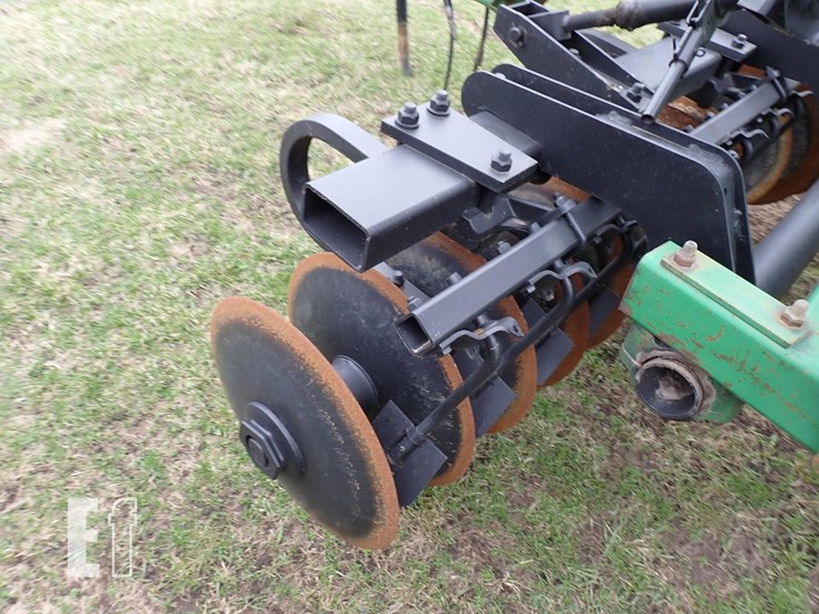 john-deere-726-image-15