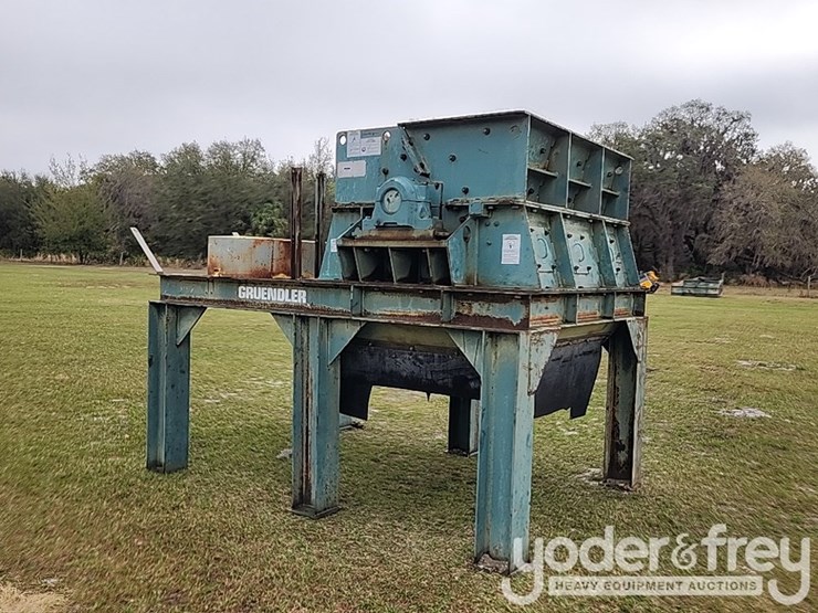 gruendler-wood-shredder-(2of)-image-1