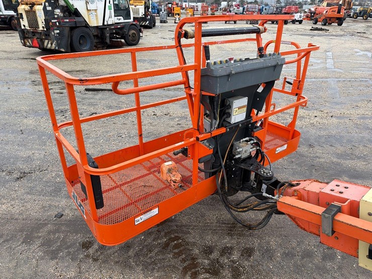 jlg-600s-image-10