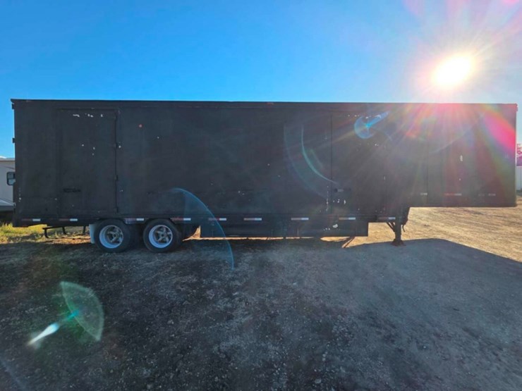 1994-shop-made-enclosed-tool-trailer-image-4