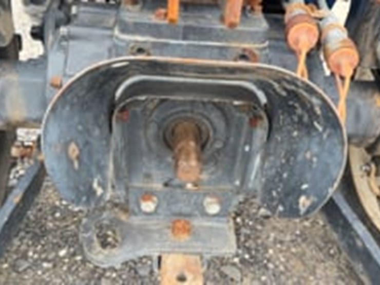 new-holland-t1520-image-24